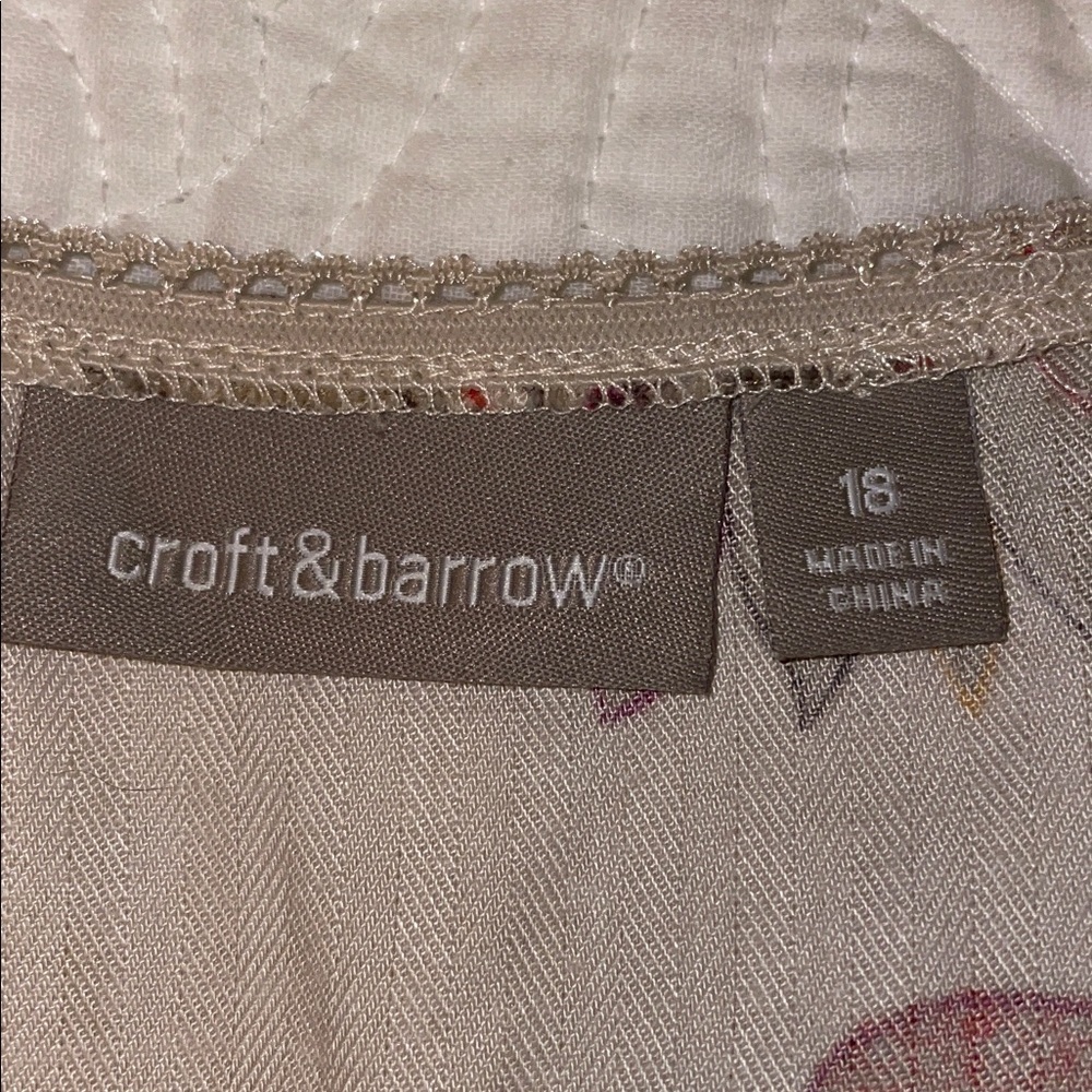Croft & Barrow Floral A-Line Skirt - Beige and Red. Size 18.  Side zipper. - Picture 2 of 7